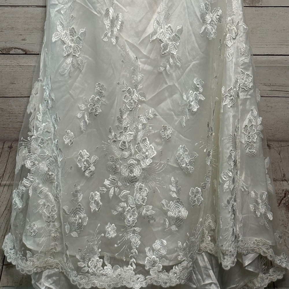 Lulus Lucina White Embroidered Bustier Long Sleeve Maxi Dress Medium - Picture 6 of 11